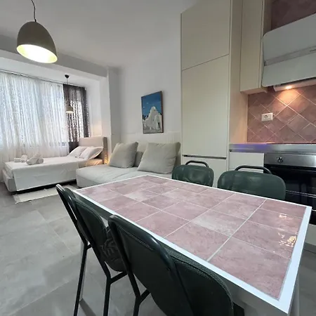 Kostanca Pool & Bay Sarandë